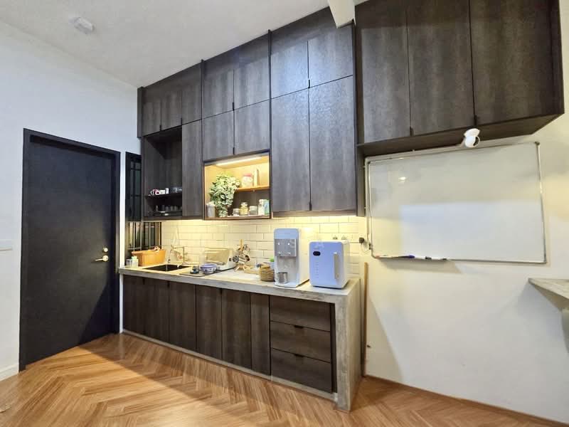 2-storey Terraced House for Sale in Alam Impian (Shah Alam) - Alif Saad - Kitchen - PropertyGuru.com.my