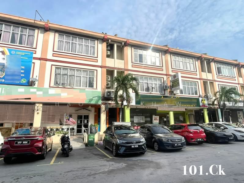 Shop for Sale in Taman Sri Andalas (Klang) - Hao Kai Khaw - Exterior - PropertyGuru.com.my