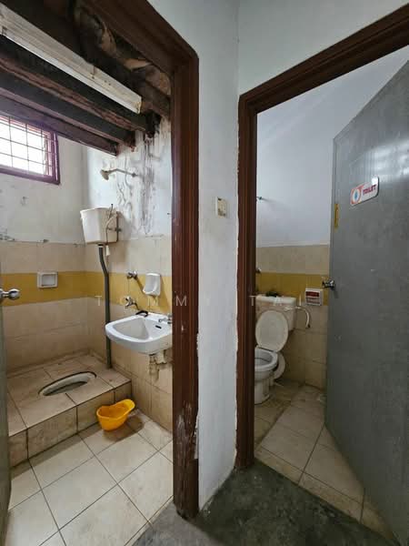 Shop / Office for Rent in Taman Nusantara (Iskandar Puteri (Nusajaya)) - Tommy Tai - Bathroom - PropertyGuru.com.my