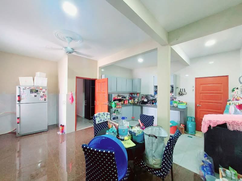 Bungalow 2 Storey Shah Alam Seksyen 9 untuk Untuk Dijual - RM 1,800,000, Mac 2026 - Kitchen - PropertyGuru.com.my
