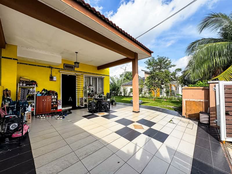 2-storey Terraced House for Sale in Sepang (Selangor) - Syamsul Ilham - Exterior - PropertyGuru.com.my