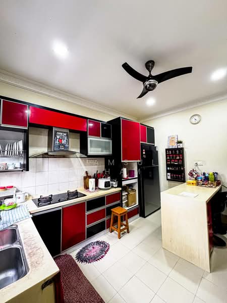 2-storey Terraced House for Sale in Sepang (Selangor) - Syamsul Ilham - Kitchen - PropertyGuru.com.my