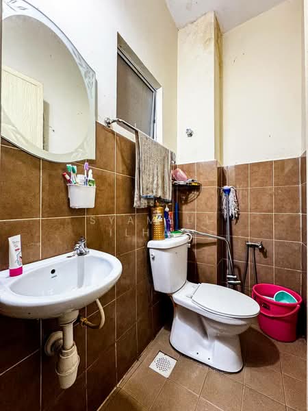 2-storey Terraced House for Sale in Sepang (Selangor) - Syamsul Ilham - Bathroom - PropertyGuru.com.my