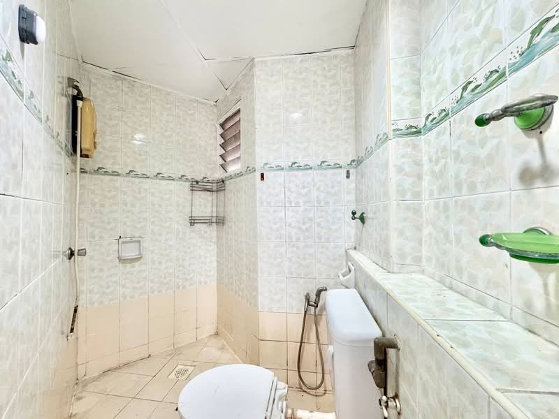 Condominium for Sale at Menara Menjalara - EMA ALLANG - Bathroom - PropertyGuru.com.my