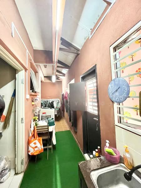 2-storey Terraced House for Sale in Alam Budiman (Shah Alam) - Deeya Yusof - Corridor - PropertyGuru.com.my