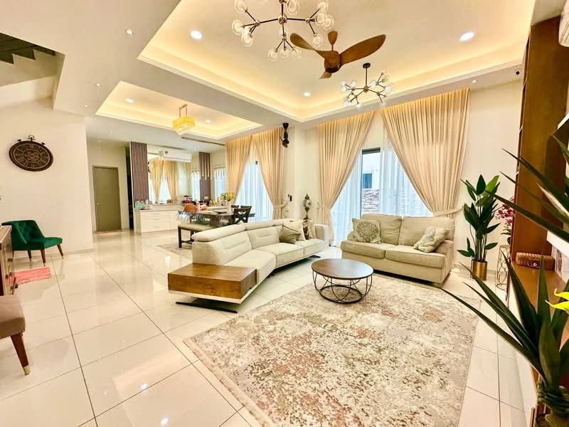 Semi-Detached House for Sale in Kajang (Selangor) - Deeya Yusof - Living Room - PropertyGuru.com.my