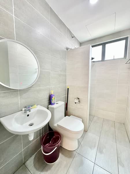 Semi-Detached House for Sale in Kajang (Selangor) - Deeya Yusof - Bathroom - PropertyGuru.com.my