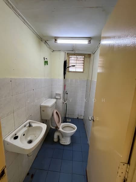 Apartment for Rent at SD Apartments II - Jeanny Koh - Bathroom - PropertyGuru.com.my
