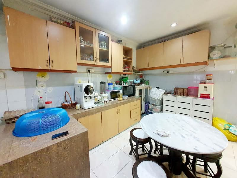 2-storey Terraced House for Sale in Ampang (Kuala Lumpur) - Syamsul Ilham - Kitchen - PropertyGuru.com.my