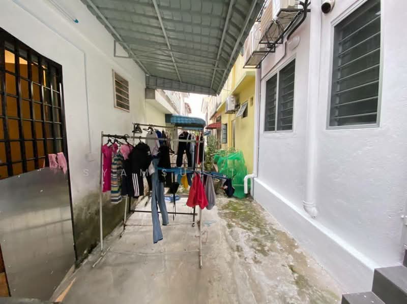 2-storey Terraced House for Sale in Ampang (Kuala Lumpur) - Syamsul Ilham - Exterior - PropertyGuru.com.my