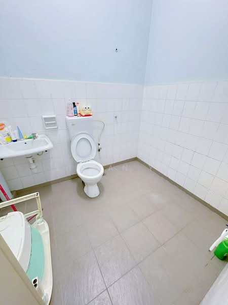 Taman Megah Ria Masai Johor Bahru untuk Untuk Dijual - RM 650,000, Mac 2026 - Bathroom - PropertyGuru.com.my