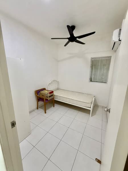 i-Santorini untuk Untuk Disewa - RM 1,800 /bulan, Mac 2026 - Bedroom - PropertyGuru.com.my