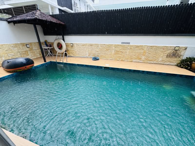 Bungalow for Sale in Denai Alam (Shah Alam) - Mohd Fadzli - Pool - PropertyGuru.com.my