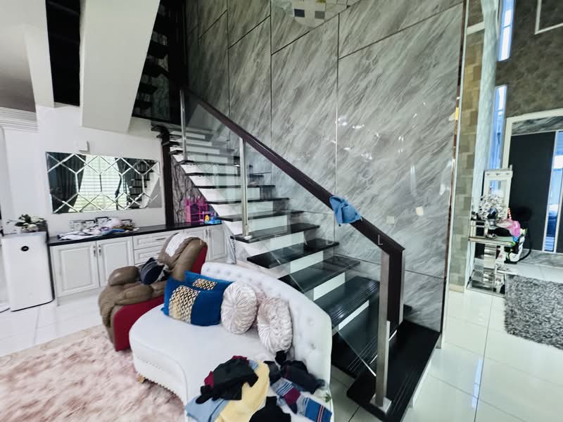 Bungalow for Sale in Denai Alam (Shah Alam) - Mohd Fadzli - Living Room - PropertyGuru.com.my