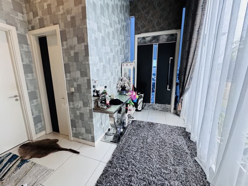 Bungalow for Sale in Denai Alam (Shah Alam) - Mohd Fadzli - Entrance - PropertyGuru.com.my