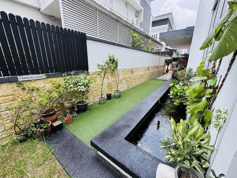 Bungalow for Sale in Denai Alam (Shah Alam) - Mohd Fadzli - Exterior - PropertyGuru.com.my