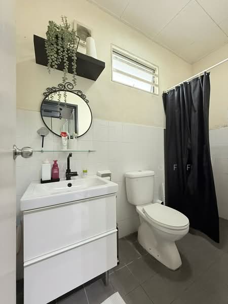 Alam Suria, Puncak Alam untuk Untuk Dijual - RM 888,888, Apr 2026 - Bathroom - PropertyGuru.com.my