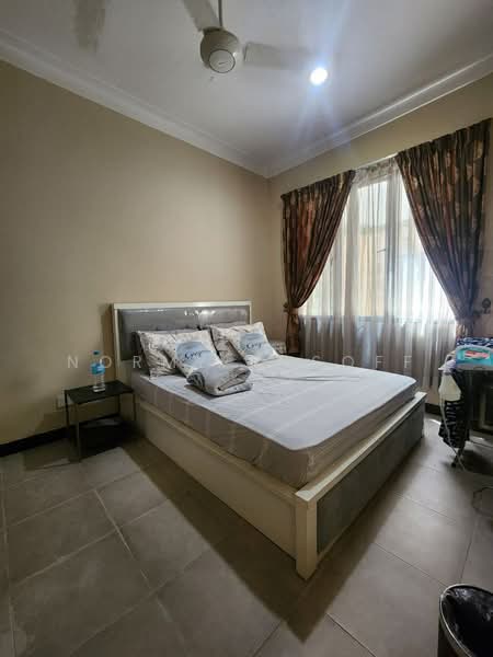 2-storey Terraced House for Sale in Bukit Jelutong (Shah Alam) - Normy Yusoff - Bedroom - PropertyGuru.com.my