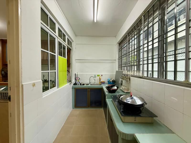 2-storey Terraced House for Rent in Taman Pelangi (Johor Bahru) - Tommy Tai - Kitchen - PropertyGuru.com.my