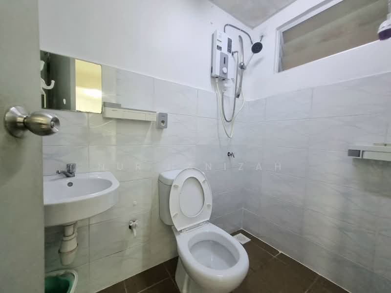 Service Residence for Rent at Sentrovue - Nur Hanizah - Bathroom - PropertyGuru.com.my