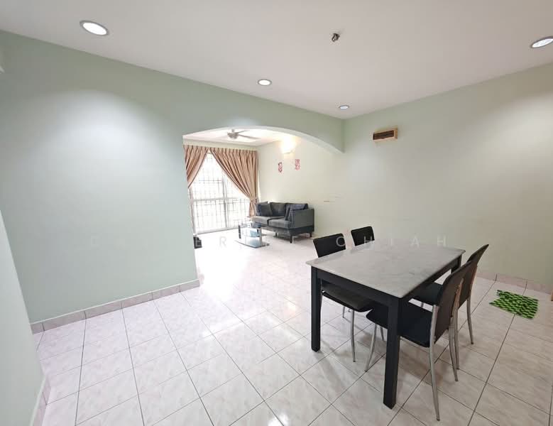Putri Ria Apartment untuk Untuk Dijual - RM 280,000, Mac 2026 - Living Room - PropertyGuru.com.my
