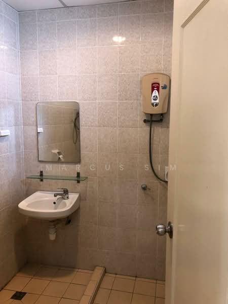 Condominium for Rent at Coastal Tower - Marcus Sim - Bathroom - PropertyGuru.com.my