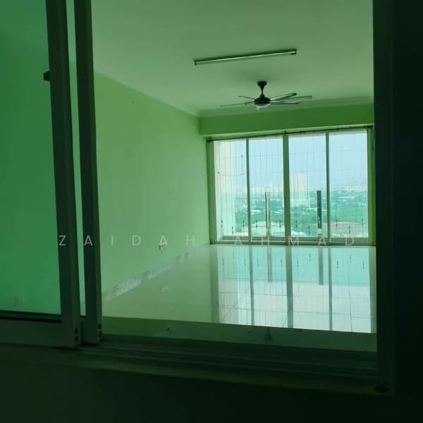 Condominium for Sale at The Zest @ Kinrara 9 - Zaidah Ahmad - Living Room - PropertyGuru.com.my