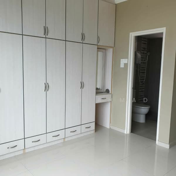 Condominium for Sale at The Zest @ Kinrara 9 - Zaidah Ahmad - Bedroom - PropertyGuru.com.my