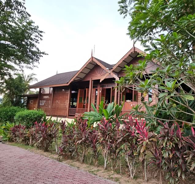 Hotel / Resort for Sale in Kuah (Kedah) - Ching Wooi Chen - Exterior - PropertyGuru.com.my