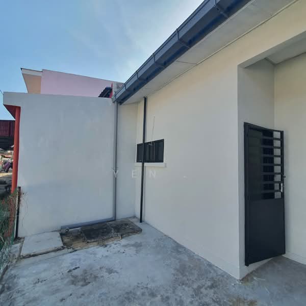 1-storey Terraced House for Sale in Taman Aman (Slim) - Yen . - Exterior - PropertyGuru.com.my