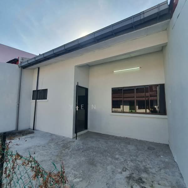 1-storey Terraced House for Sale in Taman Aman (Slim) - Yen . - Exterior - PropertyGuru.com.my