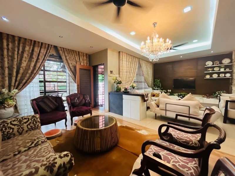 Semi-Detached House for Sale in Shah Alam (Selangor) - Fazri Omar - Living Room - PropertyGuru.com.my