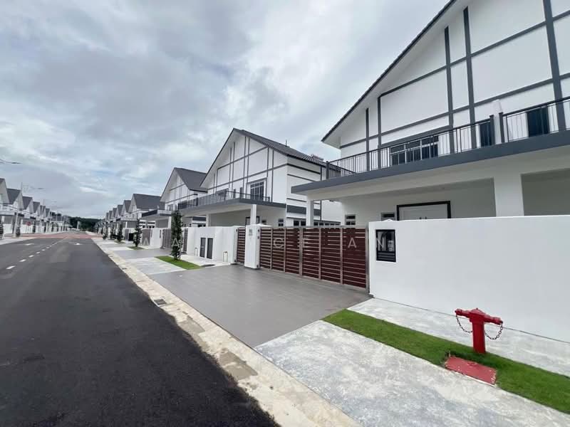 Semi-Detached House for Sale in Taman Ekoflora (Johor Bahru) - Wallace Ang - PropertyGuru.com.my