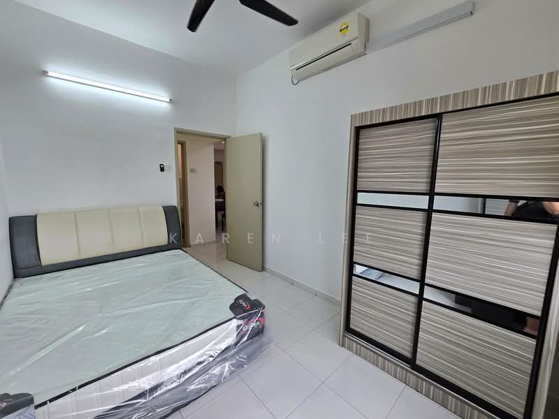 Jentayu Residensi @ Tampoi untuk Untuk Disewa - RM 2,000 /bulan, Mac 2026 - Bedroom - PropertyGuru.com.my