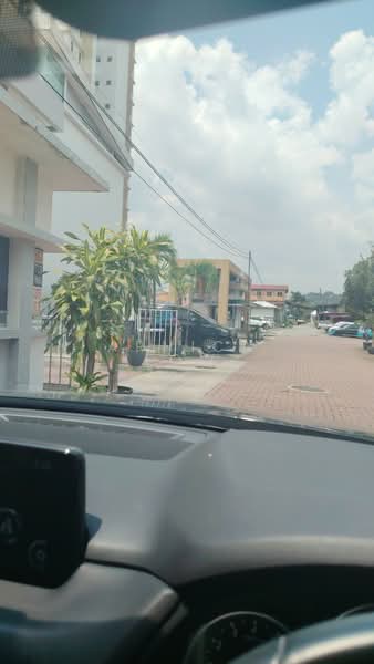 For Rent - 19 Residency (3 Level Garden Villa)