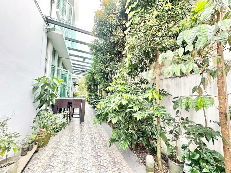 Semi-Detached House for Sale in Taman Tun Dr Ismail (Kuala Lumpur) - Hamizah . - PropertyGuru.com.my