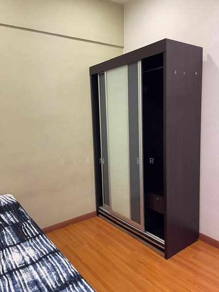 Apartment for Sale at Zennith Suites (Pangsapuri Kebun Teh) - Alan Ler - Bedroom - PropertyGuru.com.my