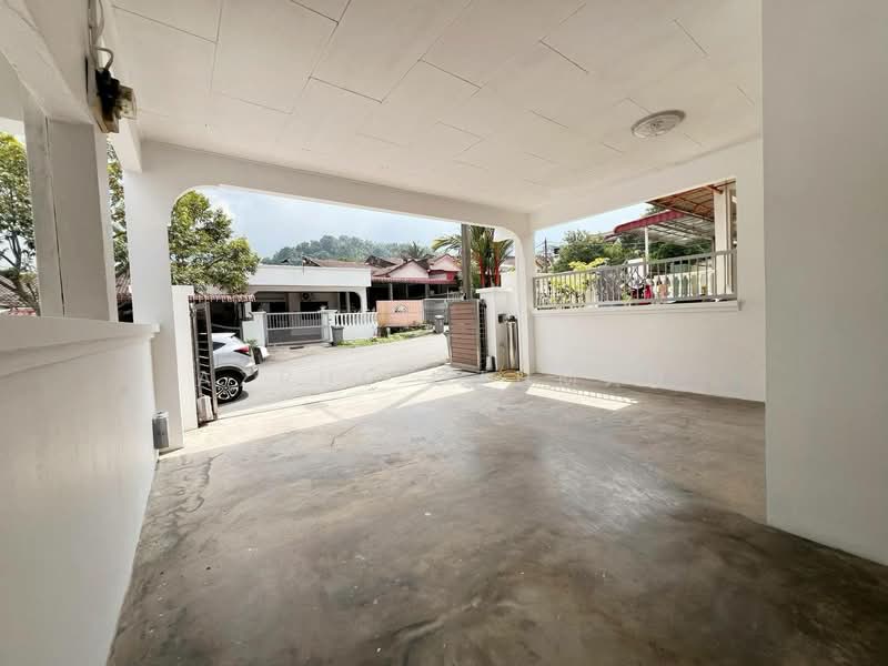 1-storey Terraced House for Sale in Taman Bukit Markisa (Seremban) - Azrul Othman - Exterior - PropertyGuru.com.my
