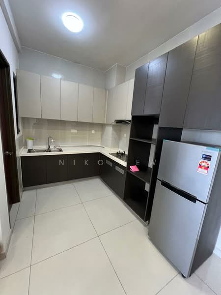 Condominium for Rent at Bay Point @ Country Garden Danga Bay - Niko Lew - Kitchen - PropertyGuru.com.my