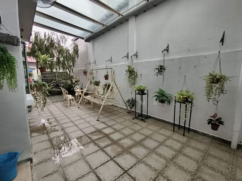 Rumah Berkembar untuk Dijual di Taman Tun Dr Ismail (Kuala Lumpur) - Fatin Ismail - Garden - PropertyGuru.com.my