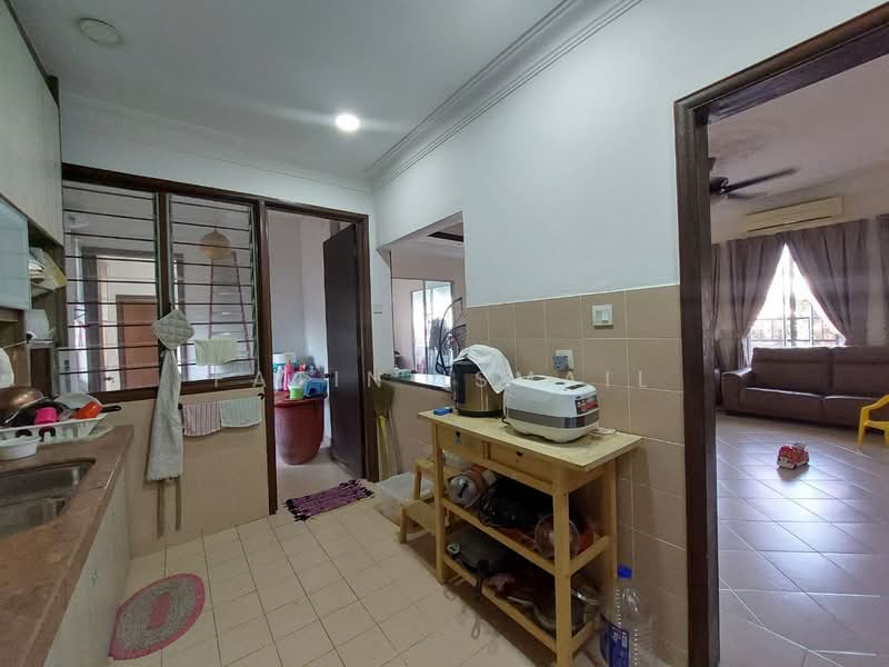 Condominium for Sale at Sri Lojing Condominiums - Fatin Ismail - Kitchen - PropertyGuru.com.my