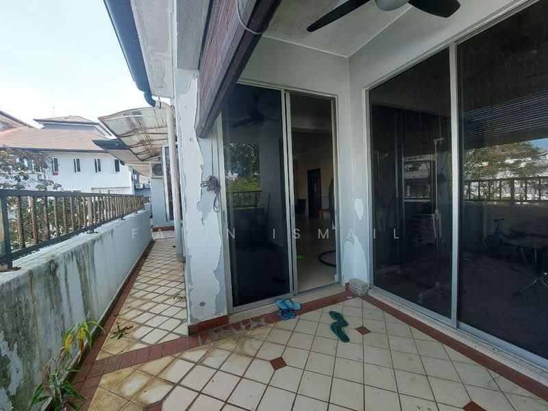 Condominium for Sale at Sri Lojing Condominiums - Fatin Ismail - Balcony - PropertyGuru.com.my