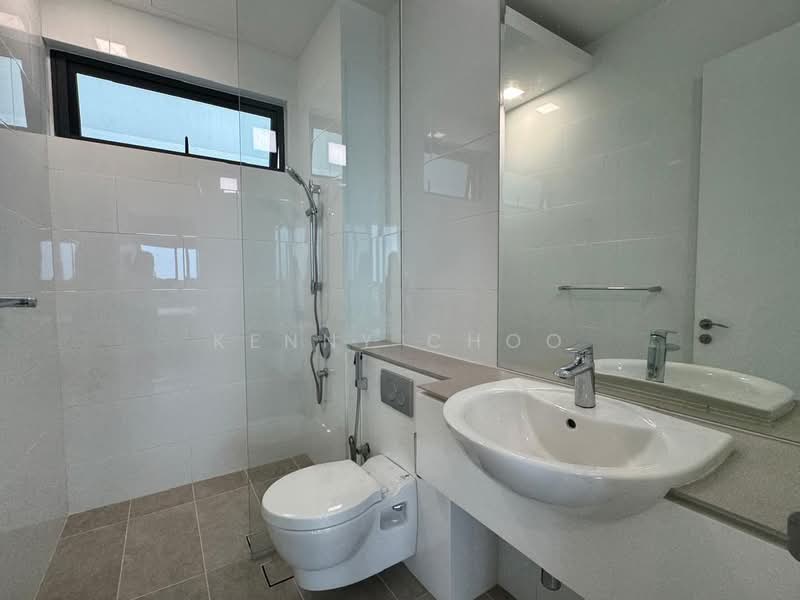 Service Residence for Sale at Senada Residence @ KLGCC Resort - Kenny Choo - PropertyGuru.com.my