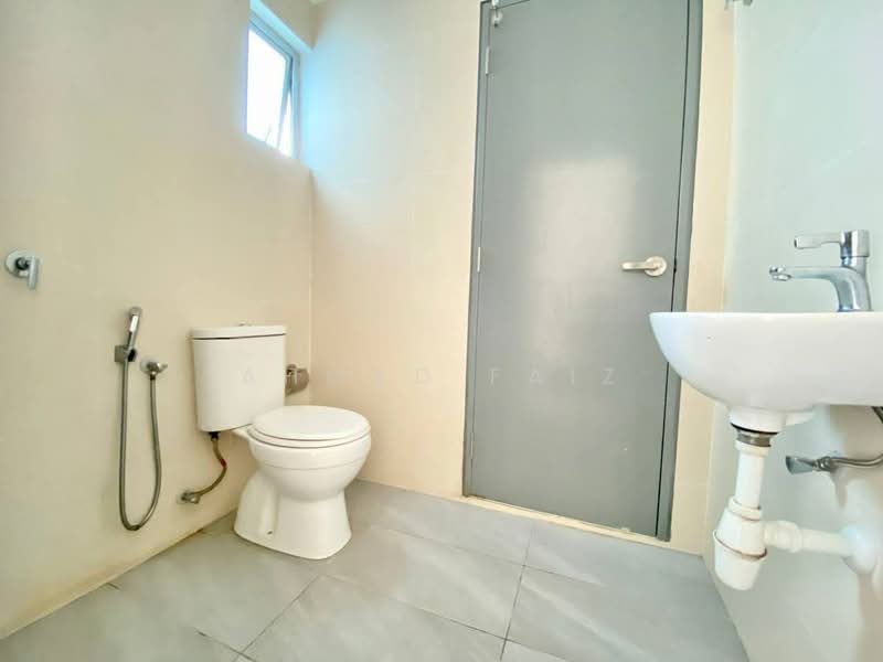 Terraced House for Rent in Cyberjaya (Selangor) - Ahmad Faiz - Bathroom - PropertyGuru.com.my