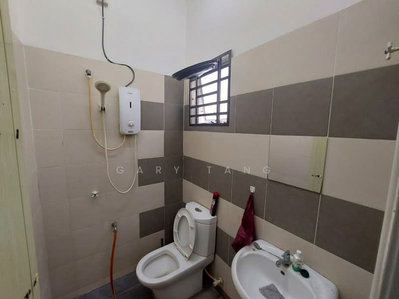 pengkalan precinct 18 untuk Untuk Disewa - RM 1,400 /bulan, Mac 2026 - Bathroom - PropertyGuru.com.my