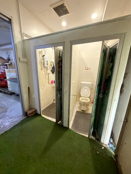 Shop for Sale in George Town (Penang) - Fanny Wong - Bathroom - PropertyGuru.com.my