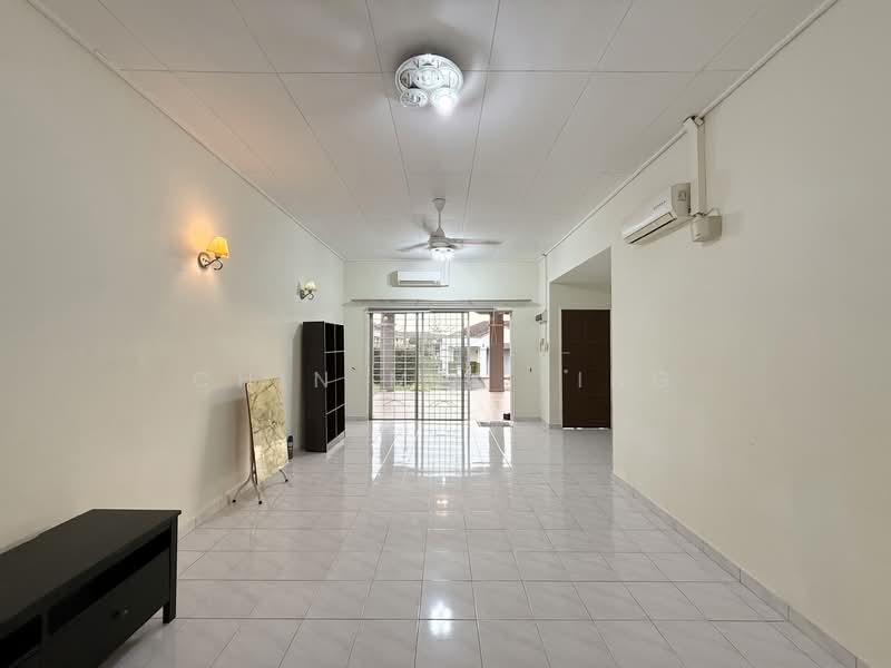 Green Street Homes, Seremban 2 untuk Untuk Disewa - RM 1,600 /bulan, Mac 2026 - Living Room - PropertyGuru.com.my