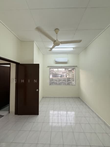 Green Street Homes, Seremban 2 untuk Untuk Disewa - RM 1,600 /bulan, Mac 2026 - Bedroom - PropertyGuru.com.my