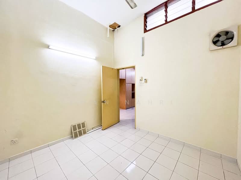 1-storey Terraced House for Sale in Taman Tasik Puchong (Puchong) - Ilman Nahri - Interior - PropertyGuru.com.my