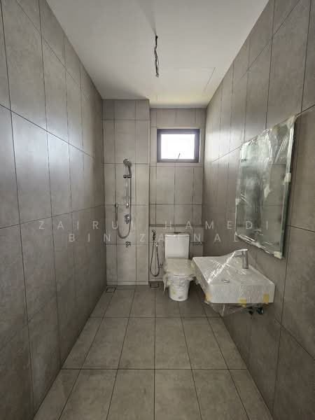 Semi-Detached House for Sale in Elmina (Shah Alam) - Zairul Hamedi Bin Zainal - Bathroom - PropertyGuru.com.my